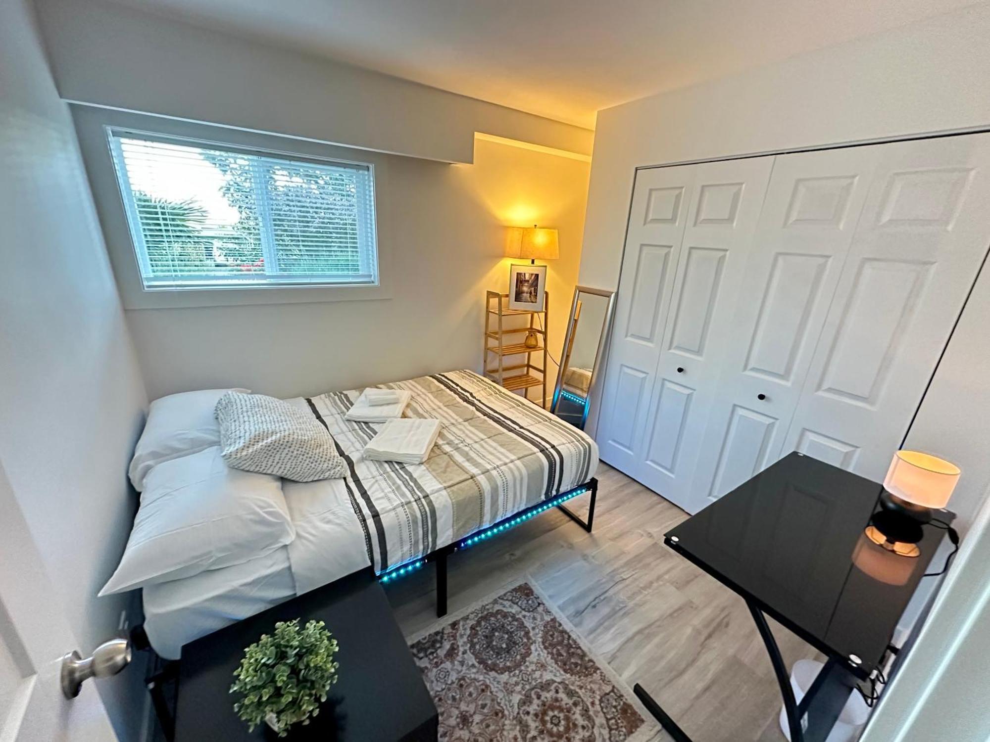 ויקטוריה Cozy & Bright Home With Parking מראה חיצוני תמונה