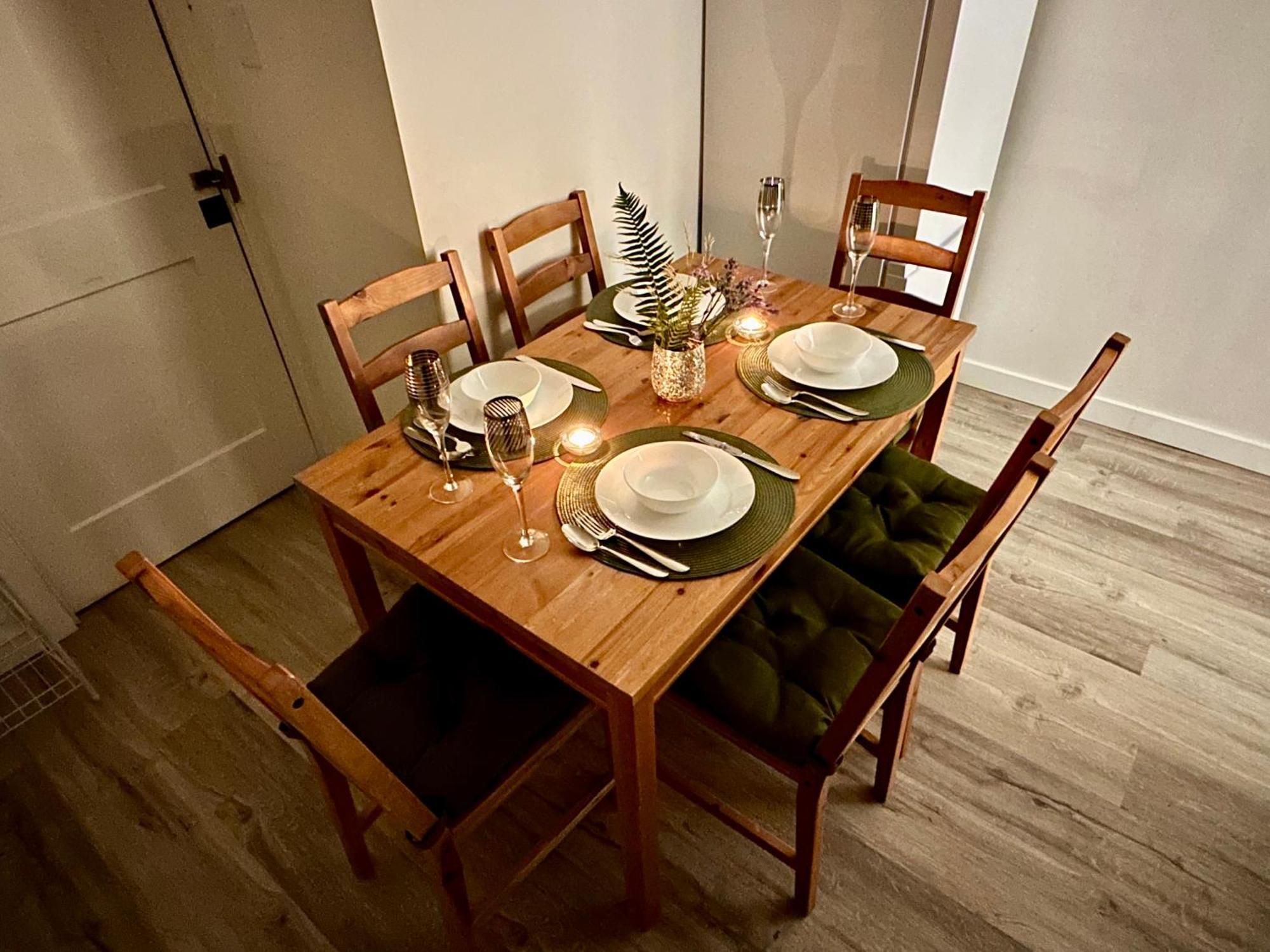 ויקטוריה Cozy & Bright Home With Parking מראה חיצוני תמונה
